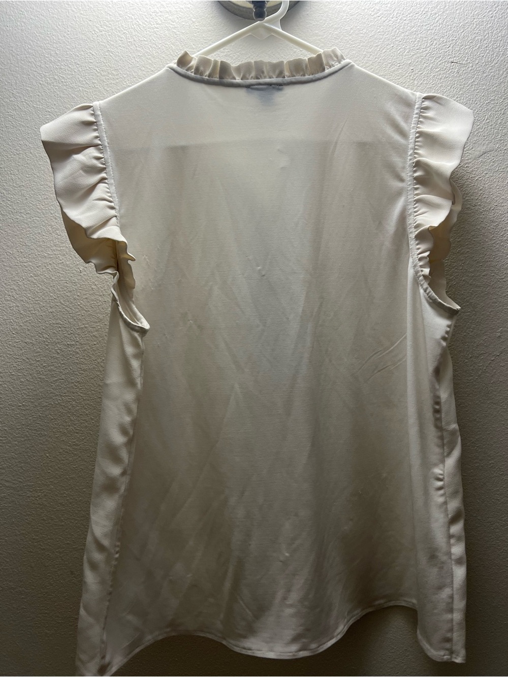 Ann Taylor Ivory Ruffle Cap-Sleeve Button-Front Blouse - Picture 3 of 3